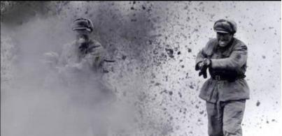 “这样的仗美国怎能打赢！”上甘岭战役中，一位美军将领看到，一个瞎眼的志愿军战士，