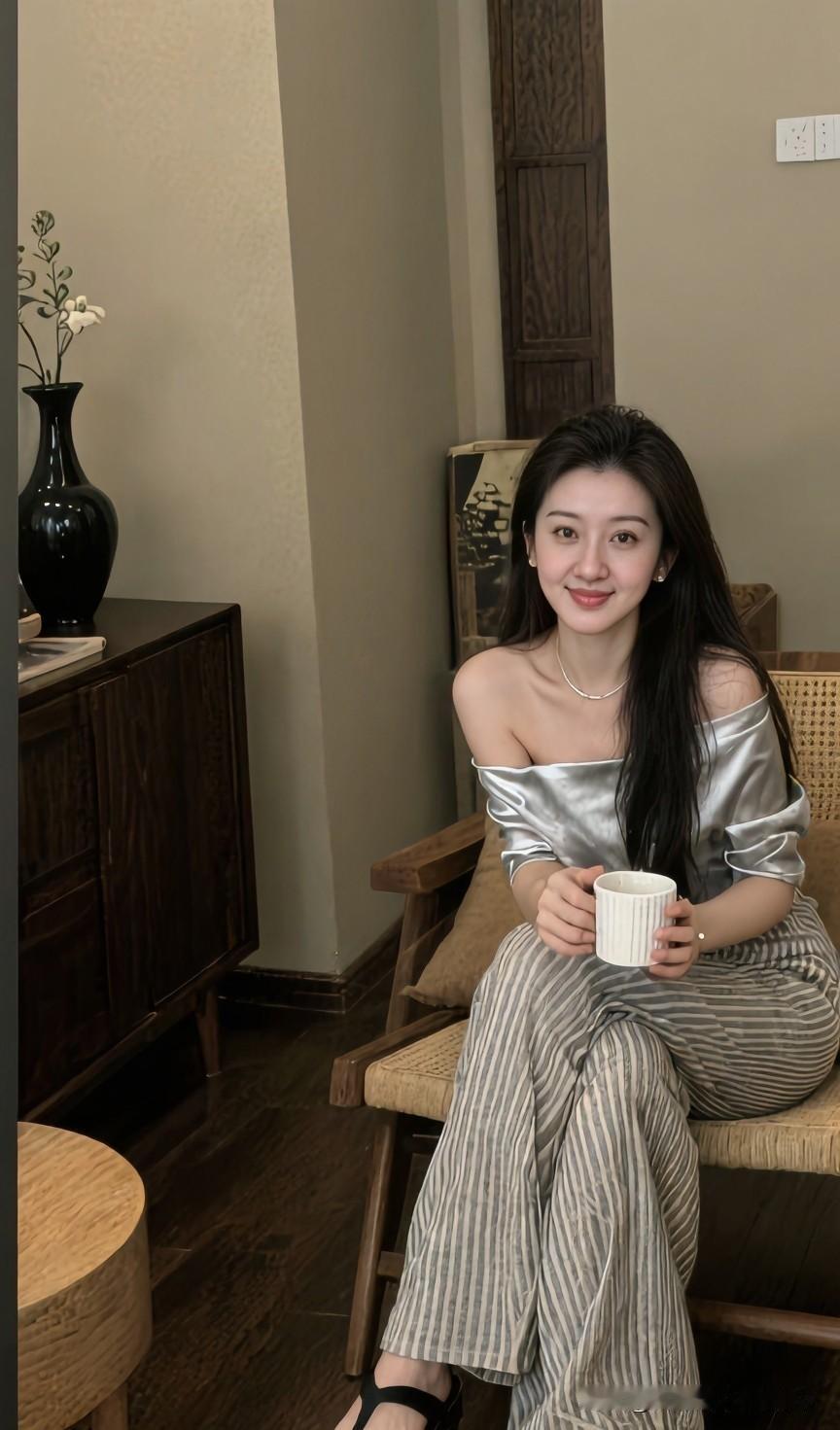 男人养女人哪是什么天经地义！爱情里没有谁该养谁，都是独立个体。一起奋斗，