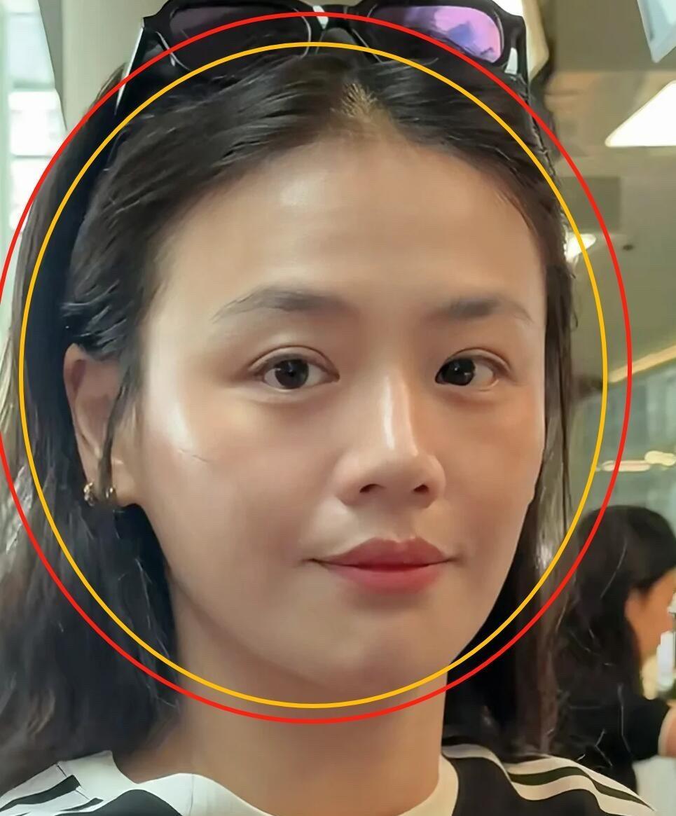 马思纯真是被她男朋友害惨了，本来在娱乐圈的资源就已经很差了，如今张曼乐这丑闻