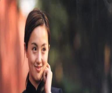看完朱媛媛、辛柏青那届中戏同学的八卦，给我整乐了。辛柏青喝大了死搂李乃文脖子嚎“
