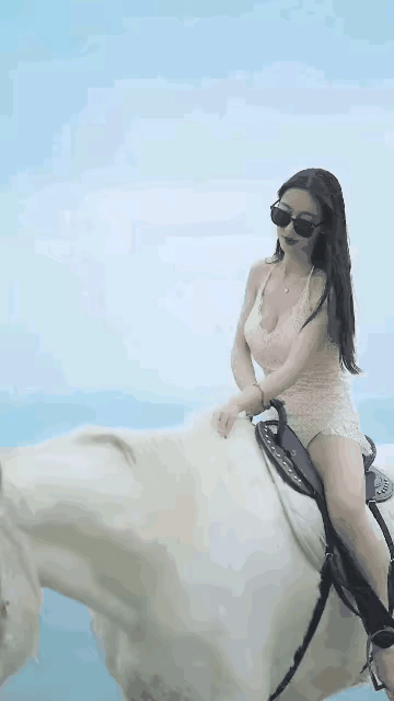 骑白马的有时候也可能是白骨精
