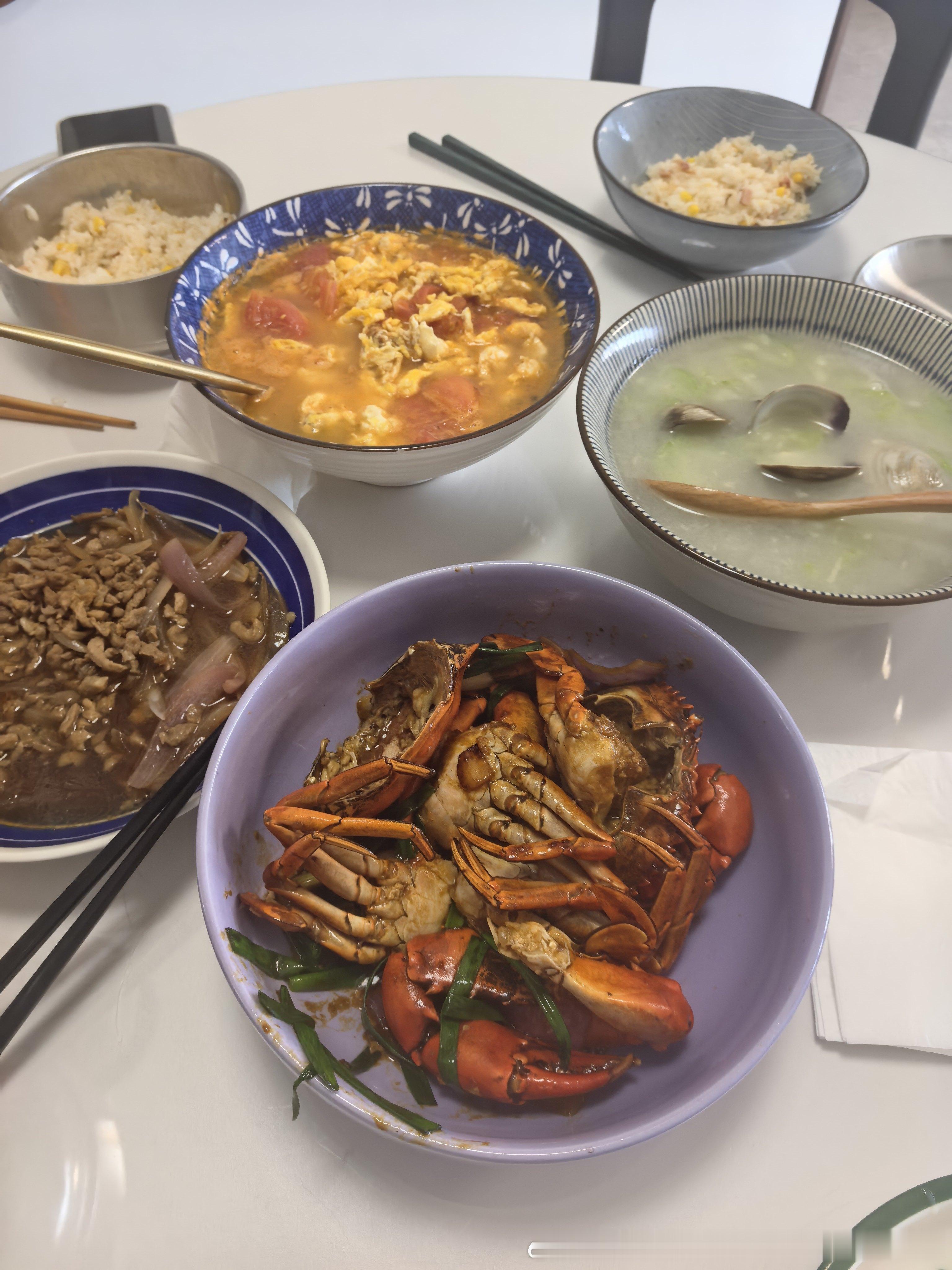 今天吃大螃蟹！午饭要积极