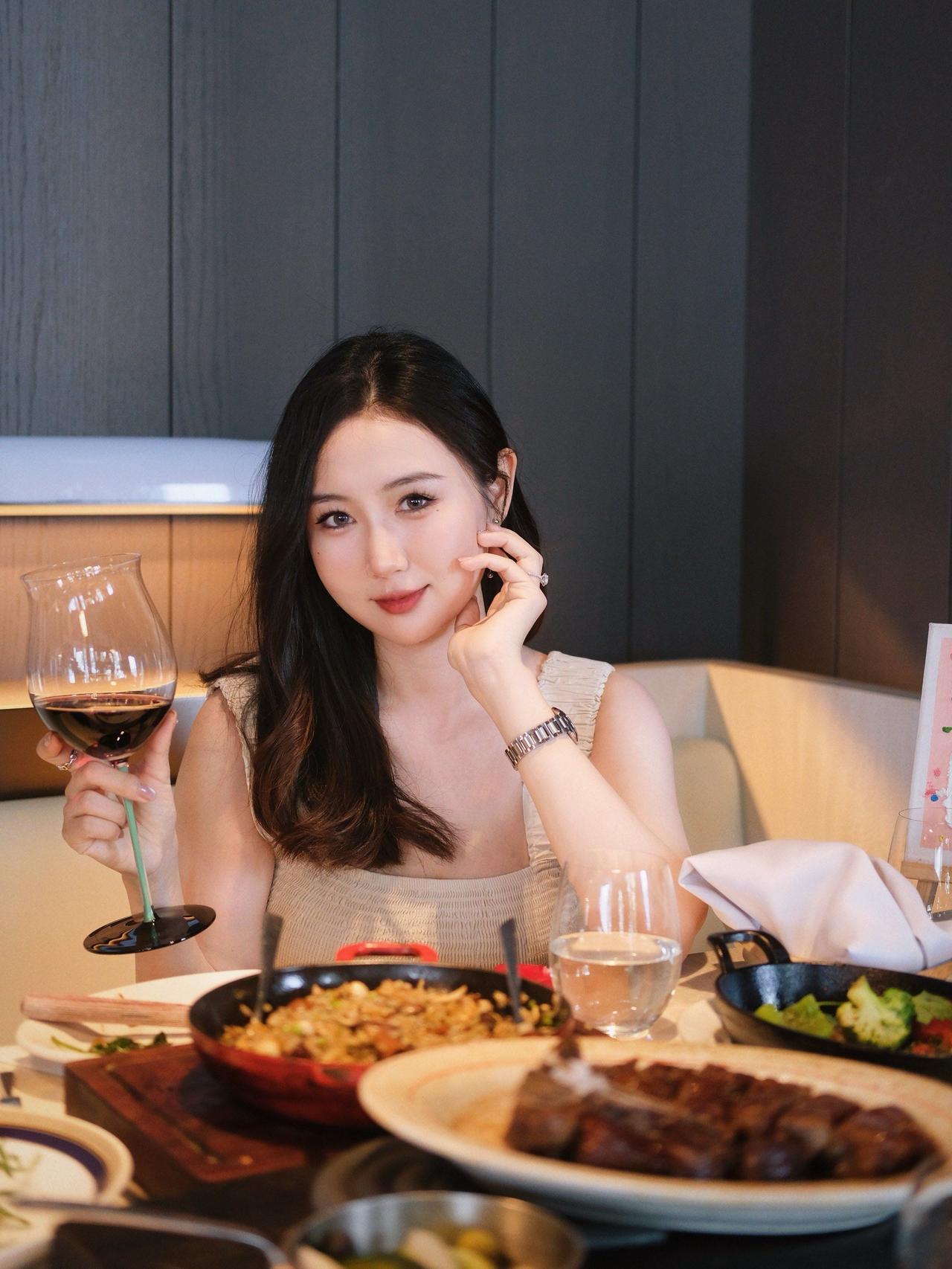 约饭禁忌：约不好还很容易得罪人1、约饭本来是一个好事，但是好事要是没办好的话，