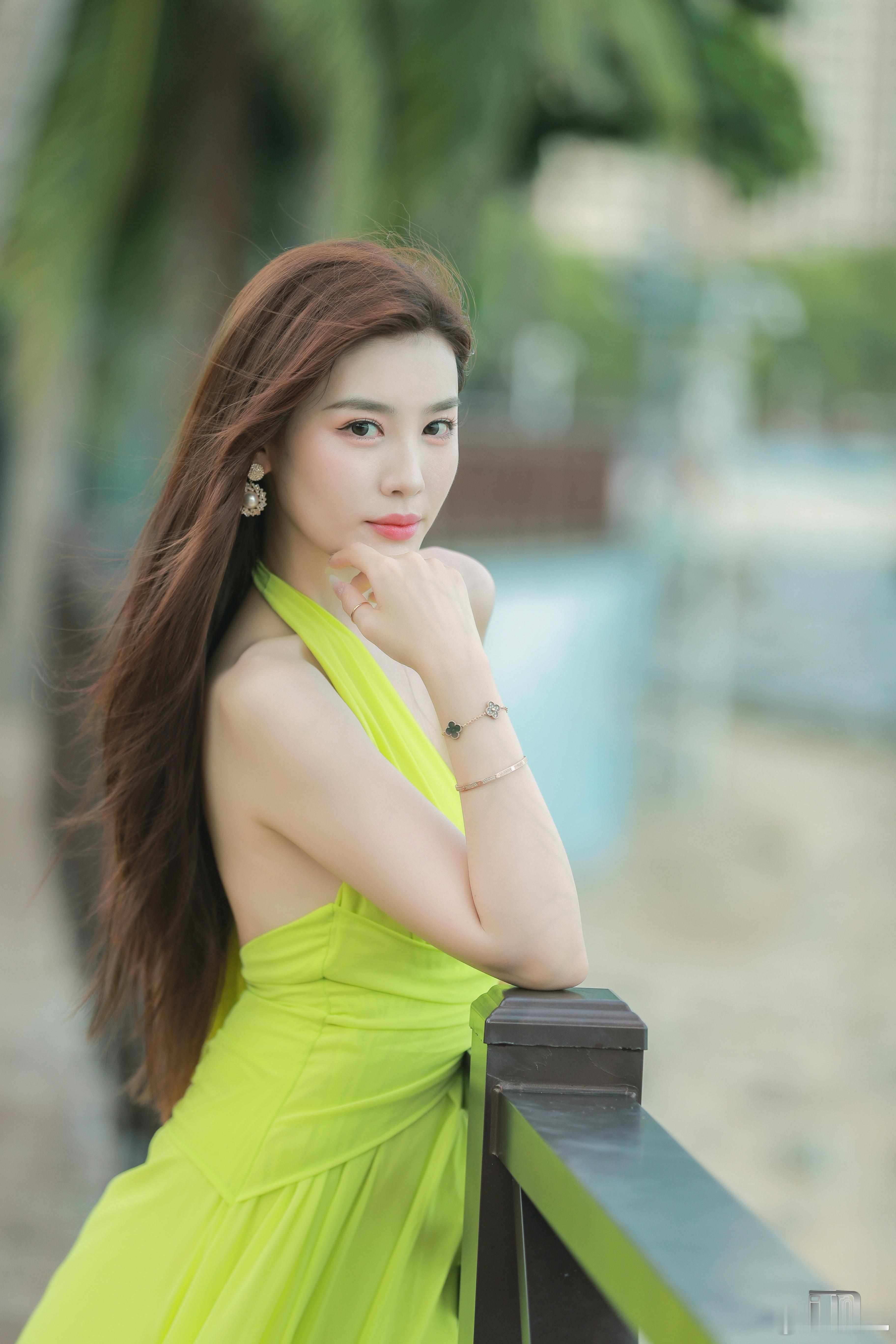 车模 车展模特 街拍 摄影 时尚摄影 时尚街拍 模特 美女三亚约拍时装模特mod