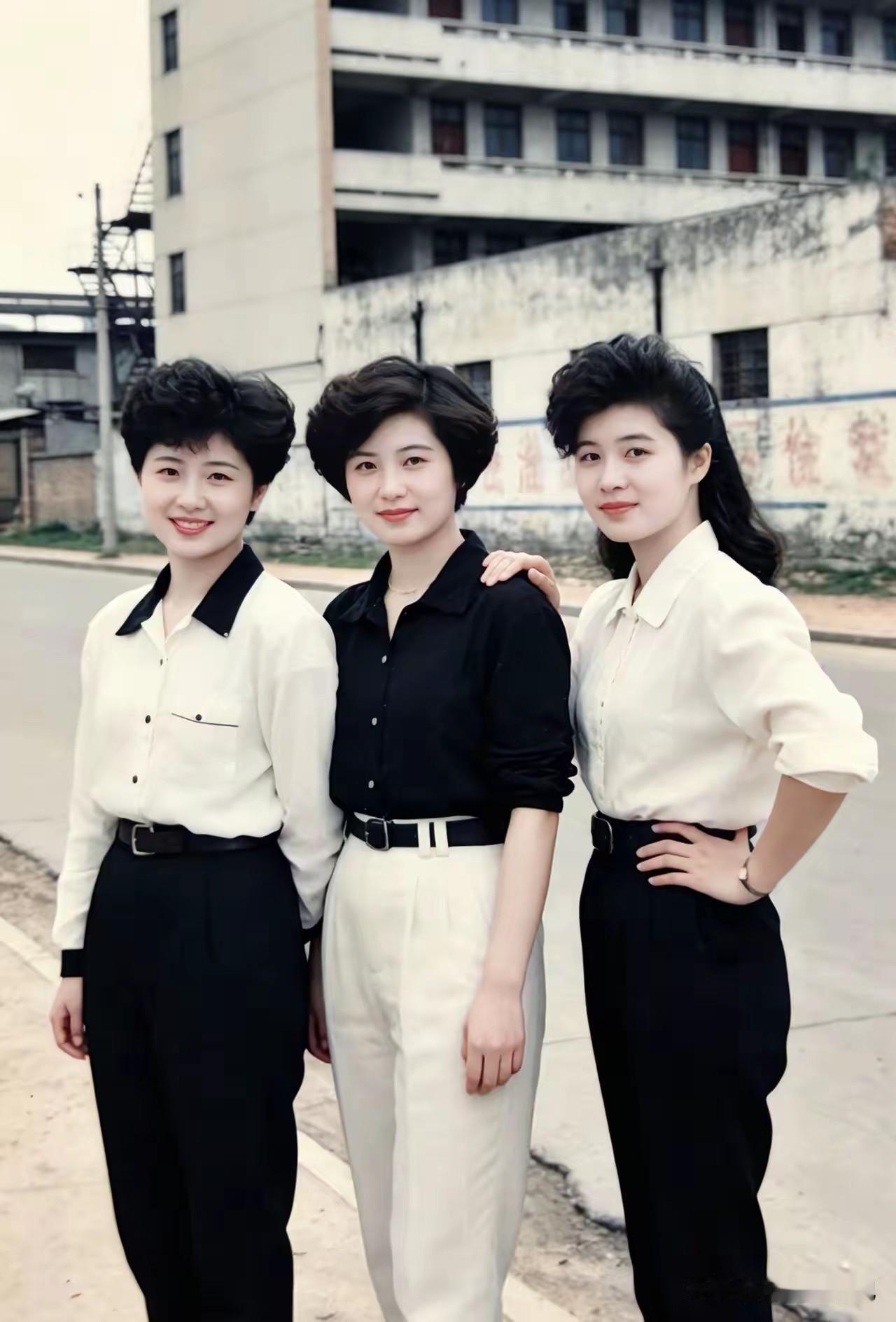 三位女士在30年前，都是一顶一的大美人。