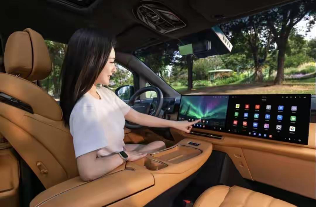 不管你惊喜不惊喜，这就是诚意∶1.新能源版别克GL8PHEV，全系22.9