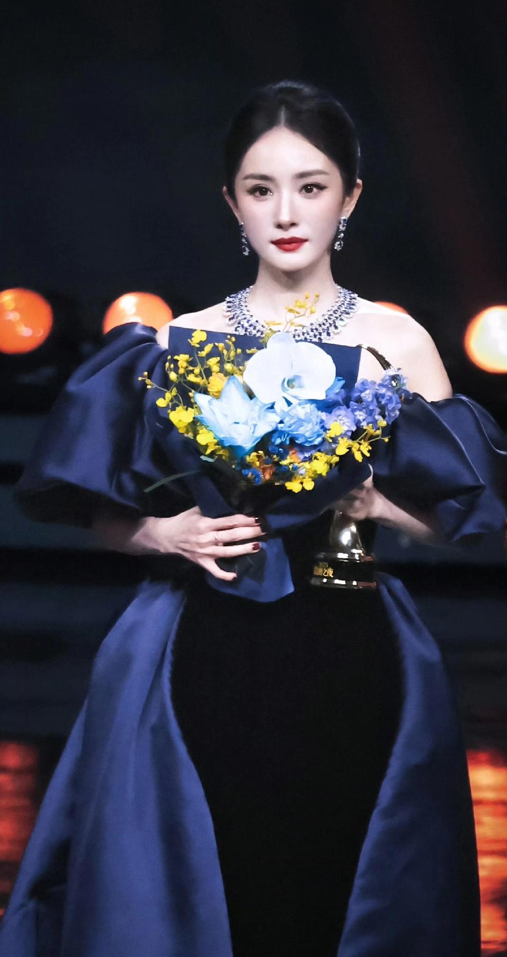 微博之夜真是捅了大篓子啊，道歉信又发了一波！历来微博之夜的座位都是特别受大家关