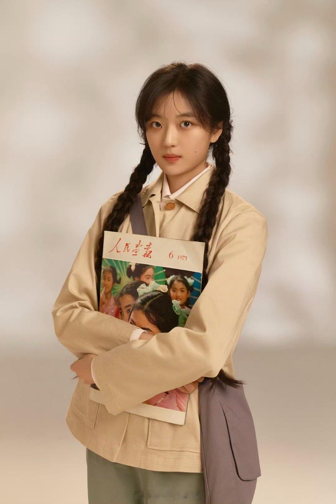 孙千拍一部虐的奖励自己一部甜的谁懂啊，前脚看夏雪哭得稀里哗啦，后脚费霓这个小太