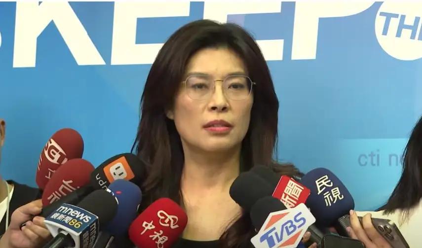 这话怎么这么耳熟呢?郑丽文反其道而行,对美国关系应对等、尊严、互惠10月29日