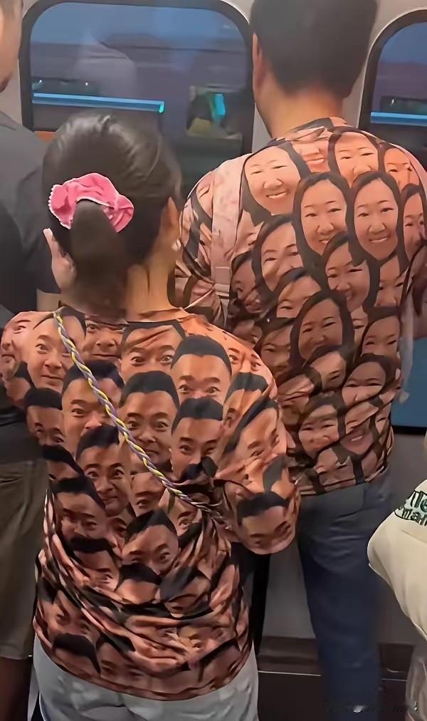 这才是真正的情侣装