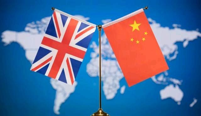 制裁中国后访华泡汤！英国急缩印太军事部署，暴露国力衰退窘境英国玩“两面三刀