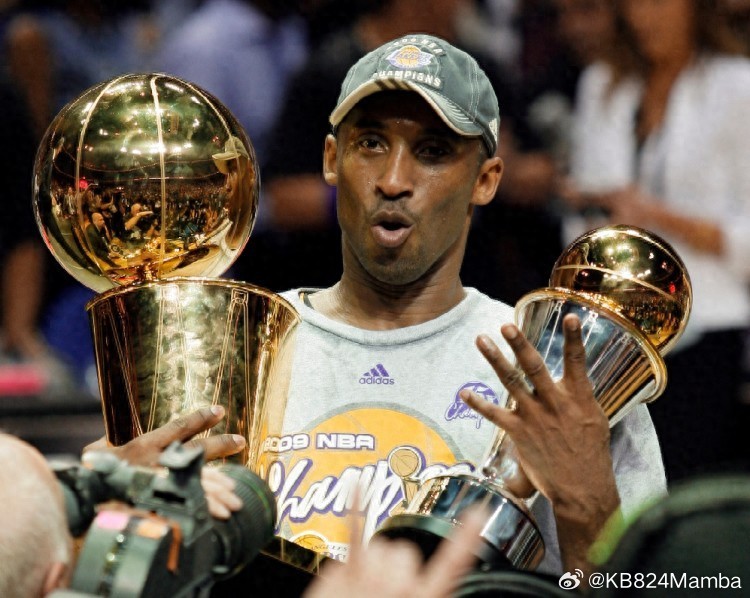 【斯科特：科比曾说他不会像LBJ和KD那样换队他会和湖人共存亡】近日，NBA