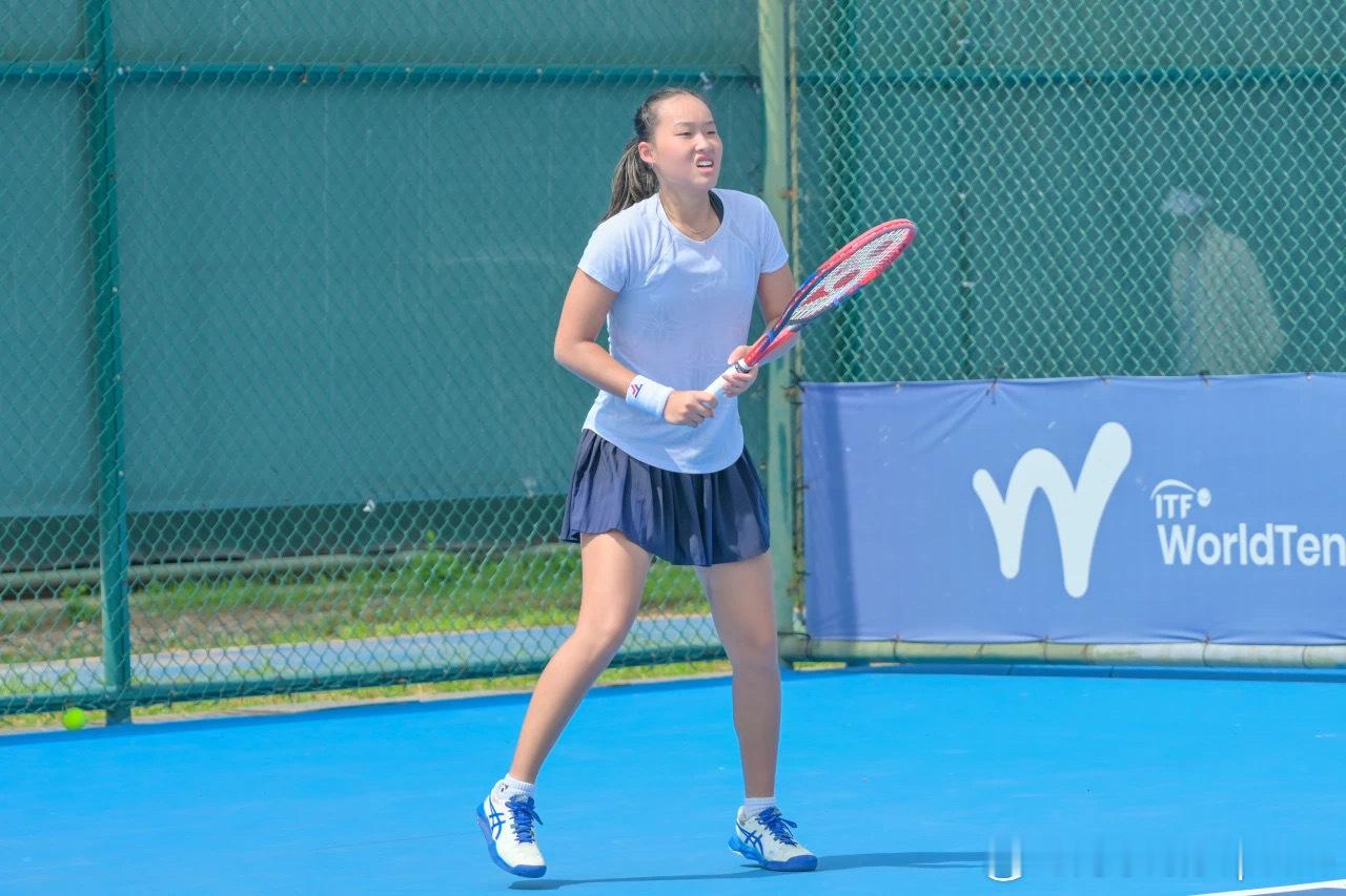 🇹🇳W15女单首轮🇨🇳陈奕如6-2/6-3🇹🇷Kurt🇨🇳马若