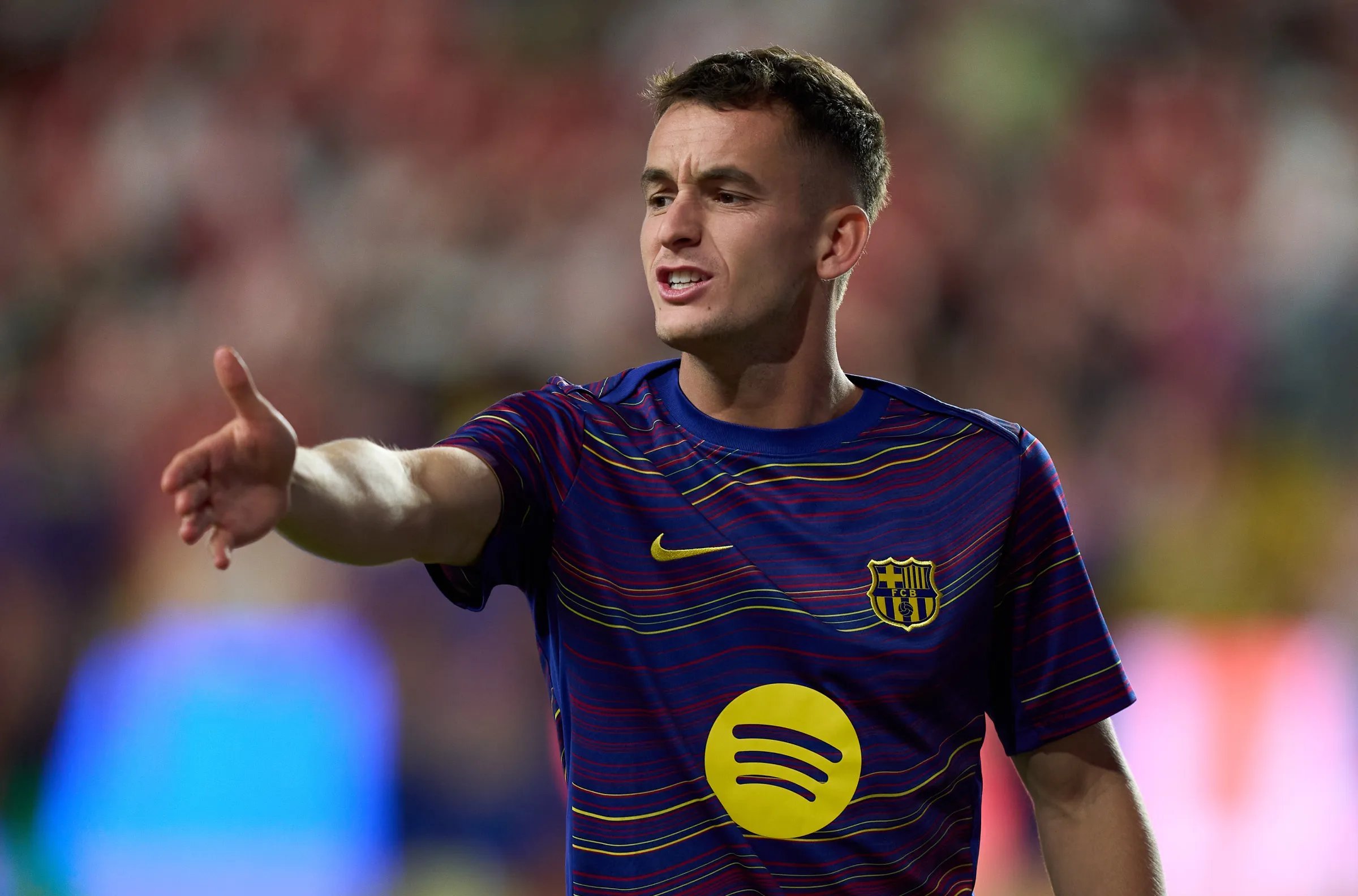 世体：沙特俱乐部有意卡萨多，他收到了数额可观的报价，但他并不考虑离开俱乐部。球员