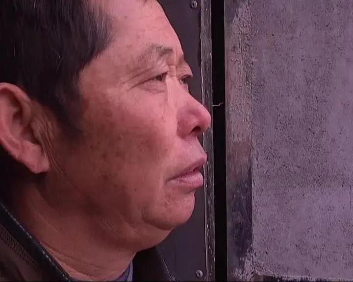 一、案件速览（上海杨浦法院）-林女士与何先生离婚多年，名字被刻在前婆婆墓