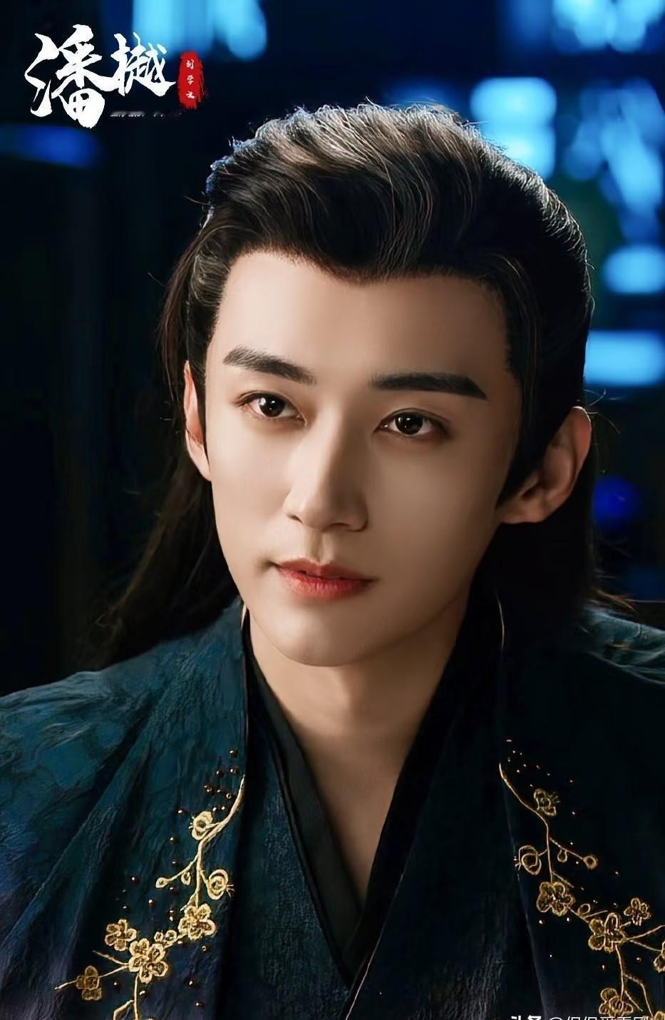 豆瓣开分7.8！陈晓这部《大生意人》不仅给年底剧集市场兜了底，更是狠狠打脸了那些