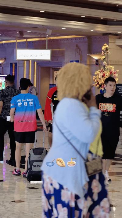 7.10王楚钦出发男双比赛，双甜组合再现美满！头头今天出发准备比赛喽！今天这是