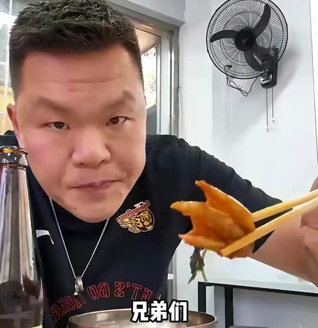 拿番薯想换人参，朱芳雨异想天开了吧——大家都知道广东宏远的徐昕与杜锋发生了冲突，