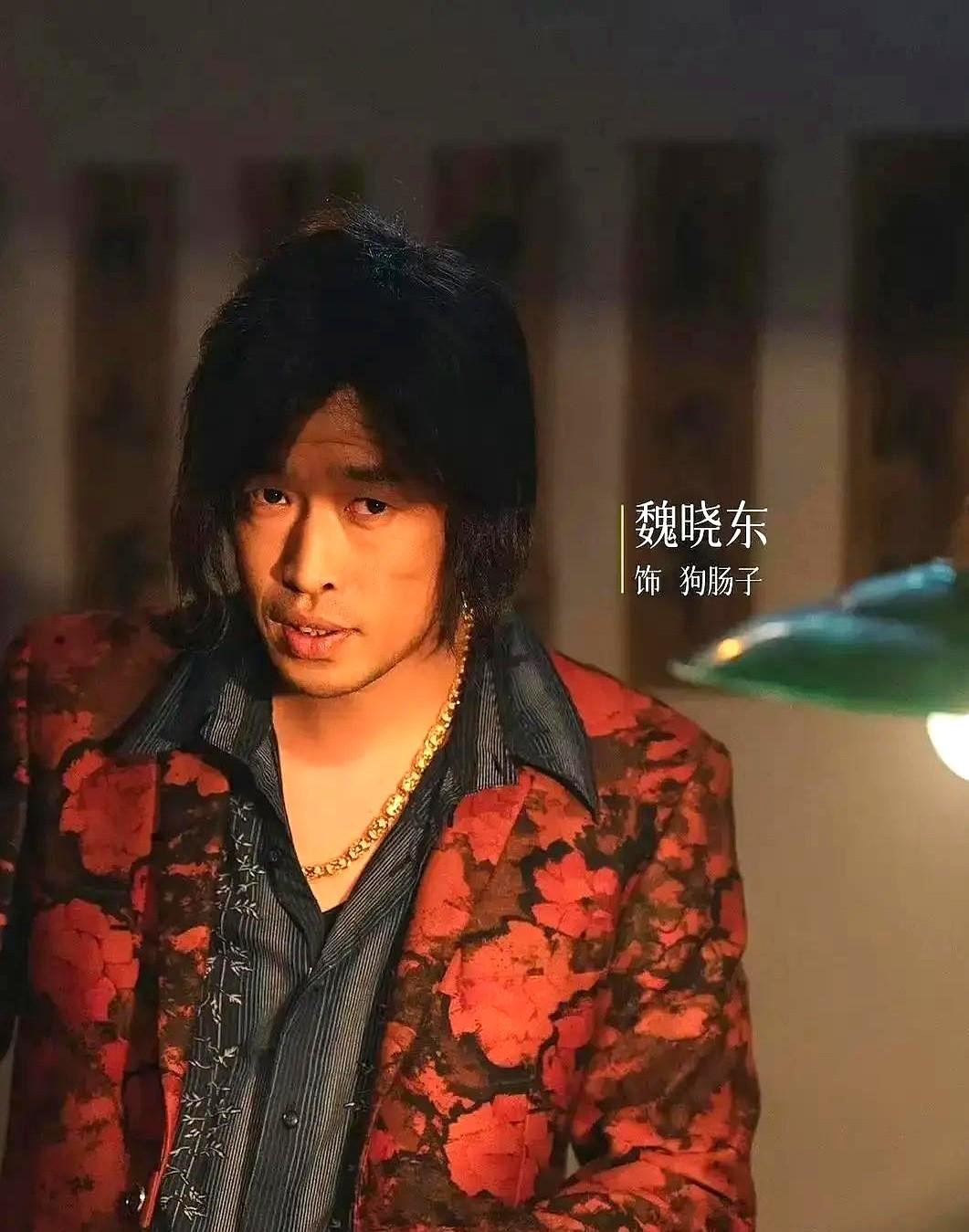 《老舅》这剧，演技越骂越火是咋回事？2025年12月15号开播，央八收视峰值