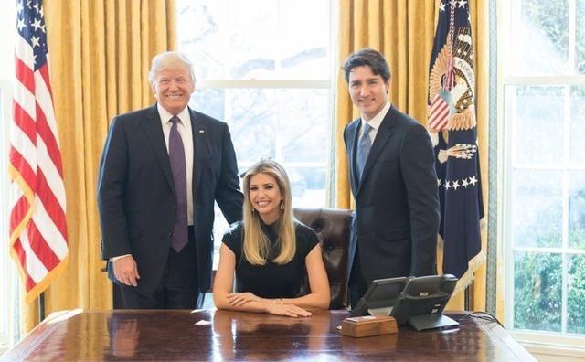 马斯克这话很实在：一旦涉政就很难善终！马斯克出生在南非比勒陀利亚一个工程师家庭