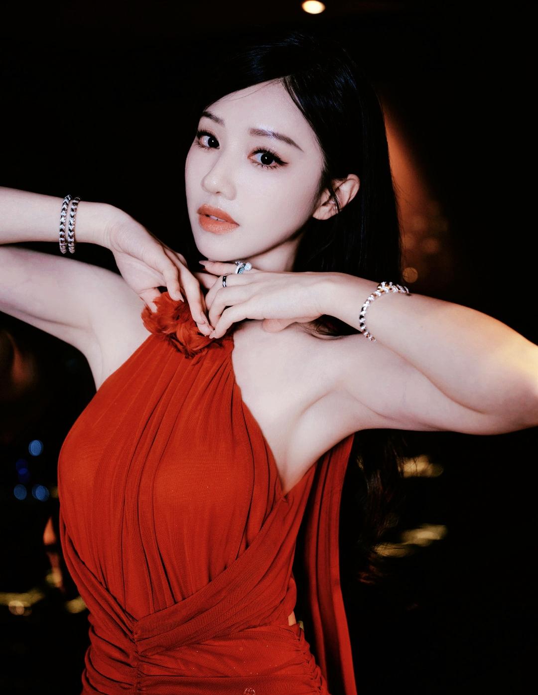 @王鹤润～2026一起红运开年，祝大家好运马不停蹄，一切顺顺利利[比心]