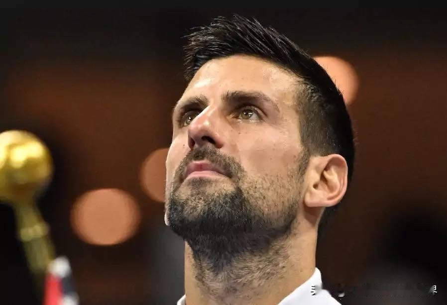 纳达尔在与德约科维奇交手的所有大满贯赛事中，无一例外地至少输给过他一次。而纳