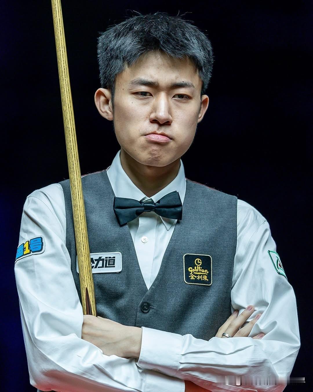 斯诺克历史上只有3人做到过在七局四胜制的比赛中打出四杆破百获胜：第一位：尼尔