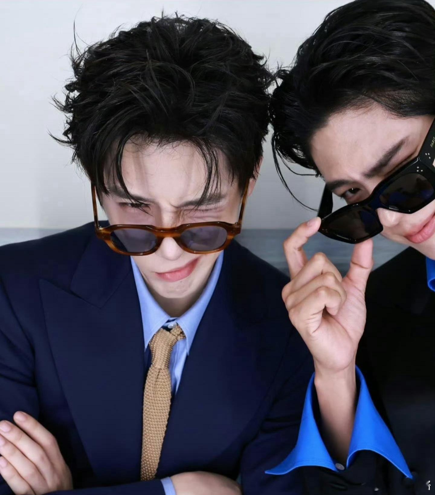 我的次元壁直接破了啊家人们🤯这俩大帅哥怎么就凑一起了？是帅哥只跟帅哥当好朋友吗