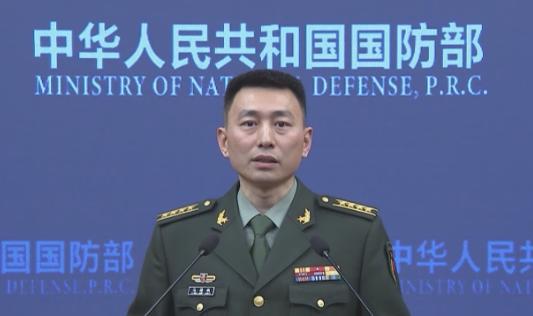 中国国防部向全球发出通知，明确表态中国人民解放军已完成整备，随时处于待命出击状态