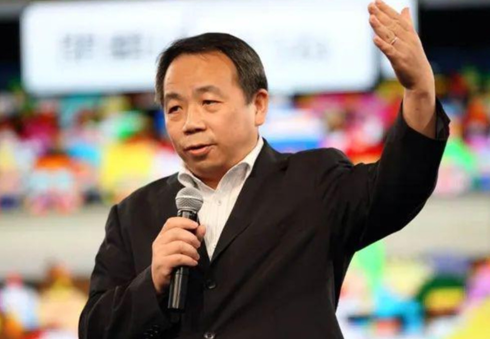 石平突然变脸了！很多人以为，他高调叫嚣“被制裁光荣”，是铁了心要当“反华斗士”。
