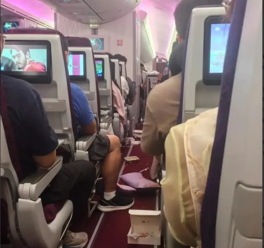 吉祥航空H01887航班万米高空出现惊魂一幕！6月25日当晚，吉祥