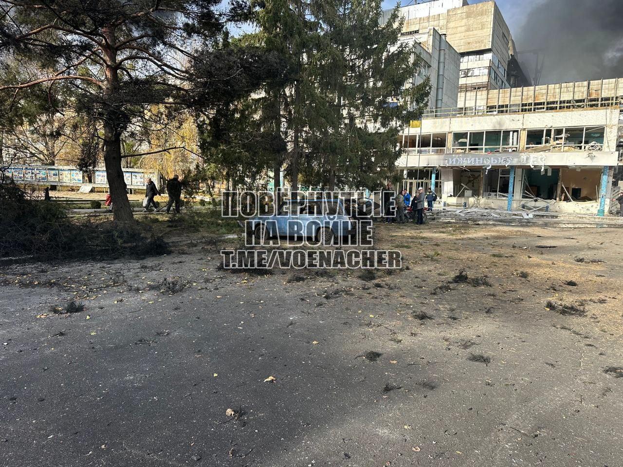 “炸!炸!炸!”对于俄罗斯军队在10月30日,袭击了乌克兰西部利沃夫州多布罗特沃