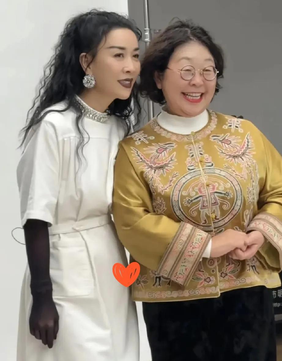 那英实实在在的给所有人上了一课只要我不尴尬尴尬的就是别人综艺后台喊杜海涛