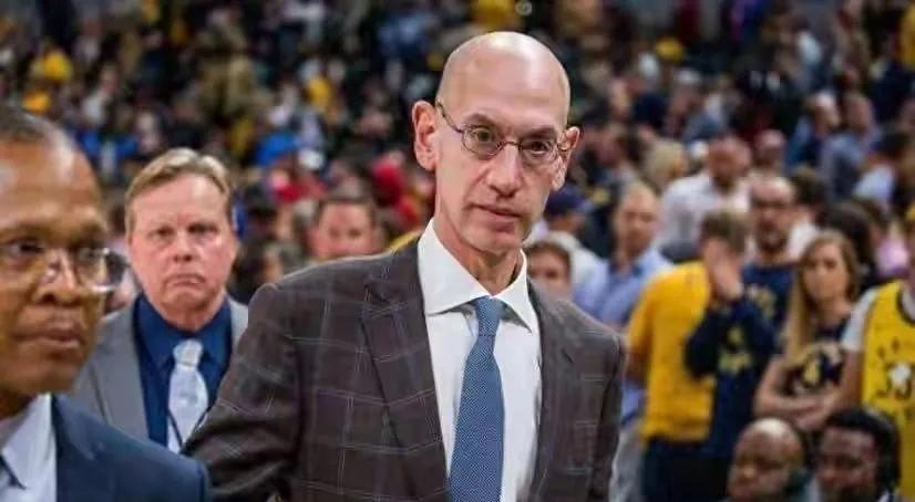 NBA季后赛还没打，收视率已经提前“伤退”了！总裁亚当·萧华此刻如坐针毡，四大硬