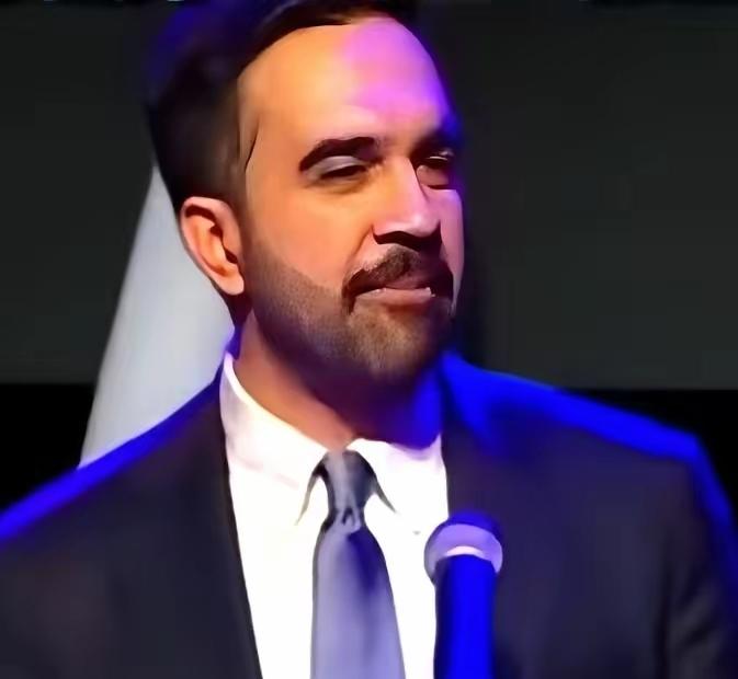 尼赫鲁大学课堂上发生的一幕，真让人心里不是滋味！印度这所顶尖大学里的教授，居然当