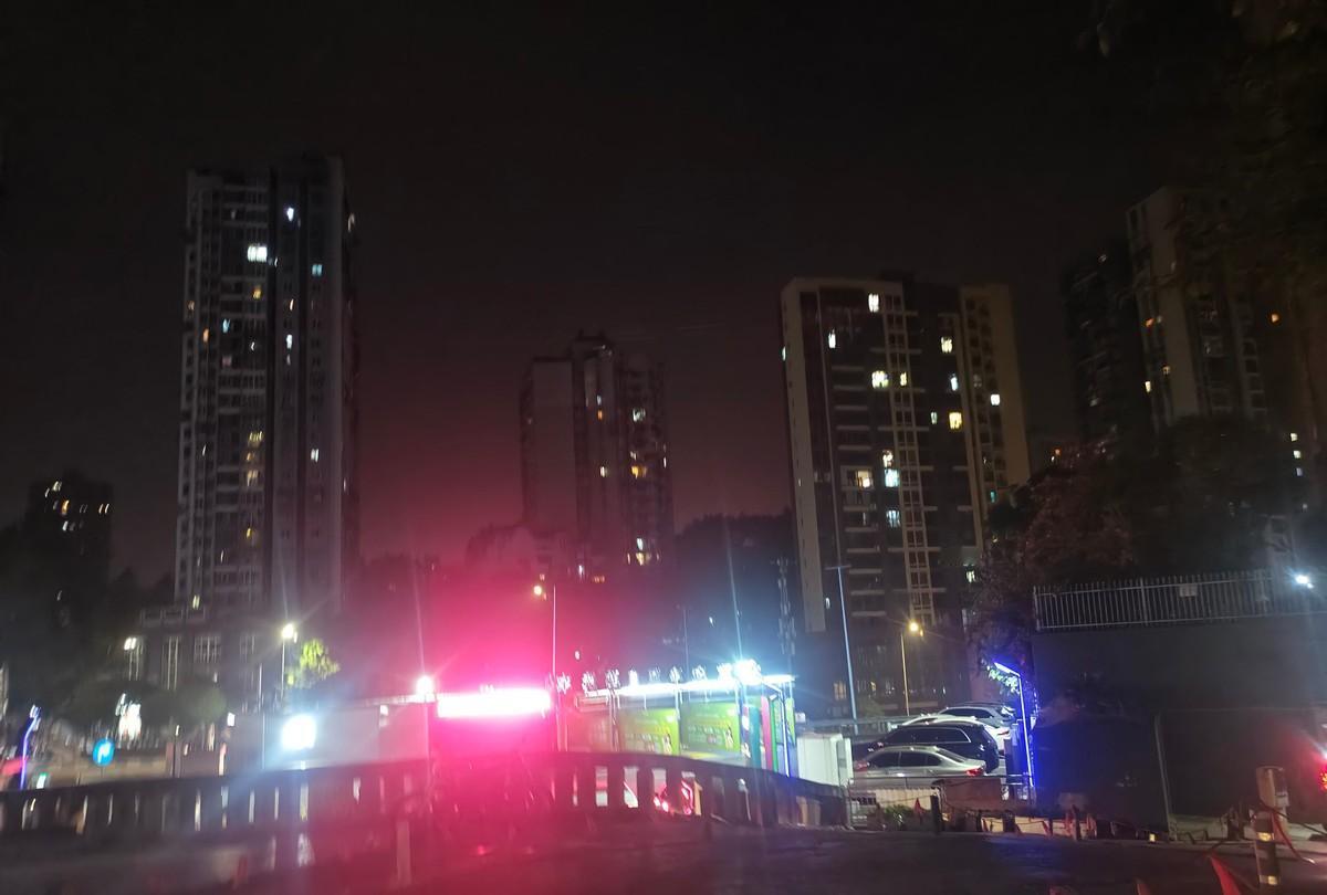 蔡家终于写进两江新区文件，朋友圈炸锅。三年前中介拍着胸脯说“这里就是两江”，我