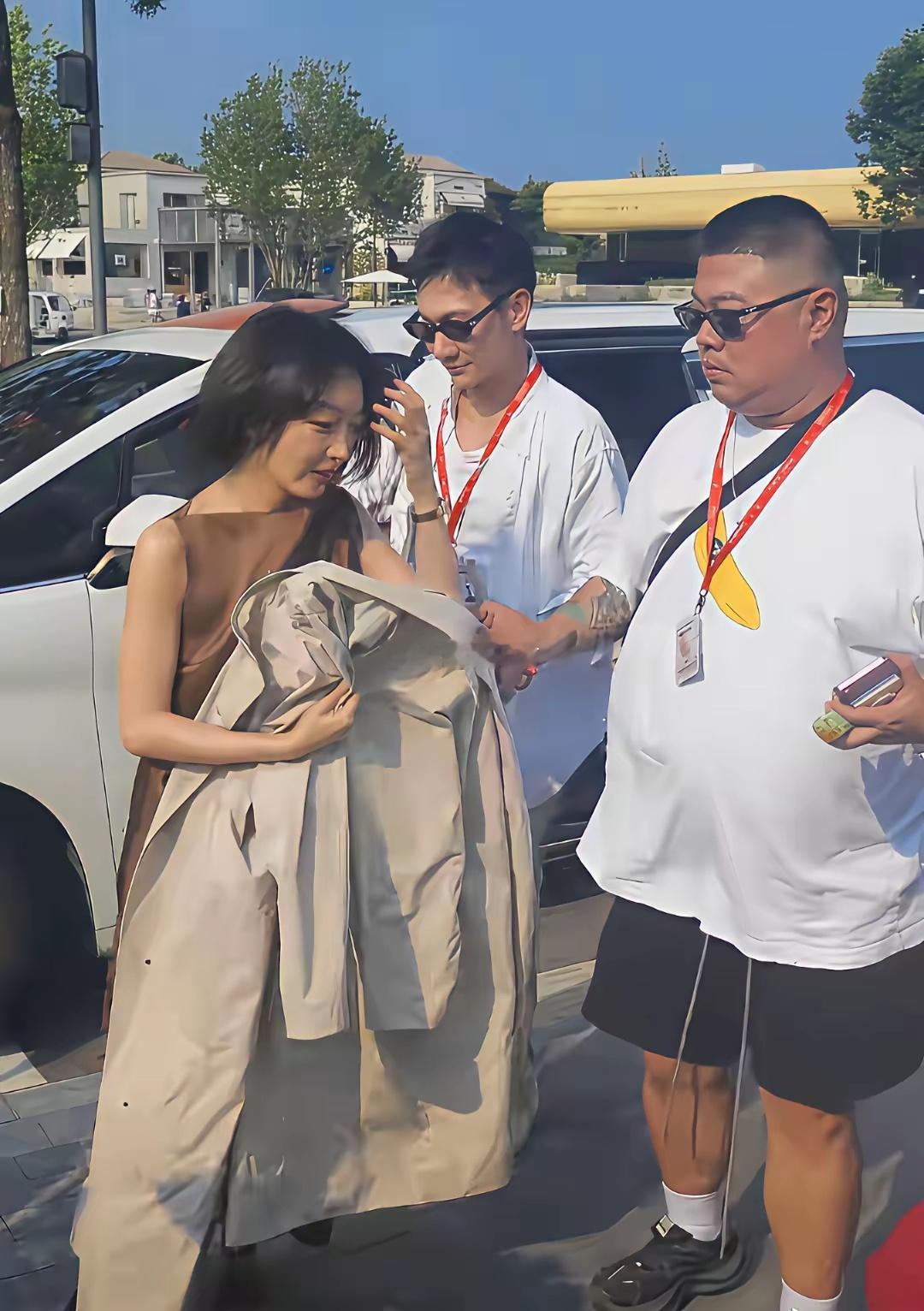 美的像天仙一样，看到路人视角下的美貌，不背台词，也可以原谅了。