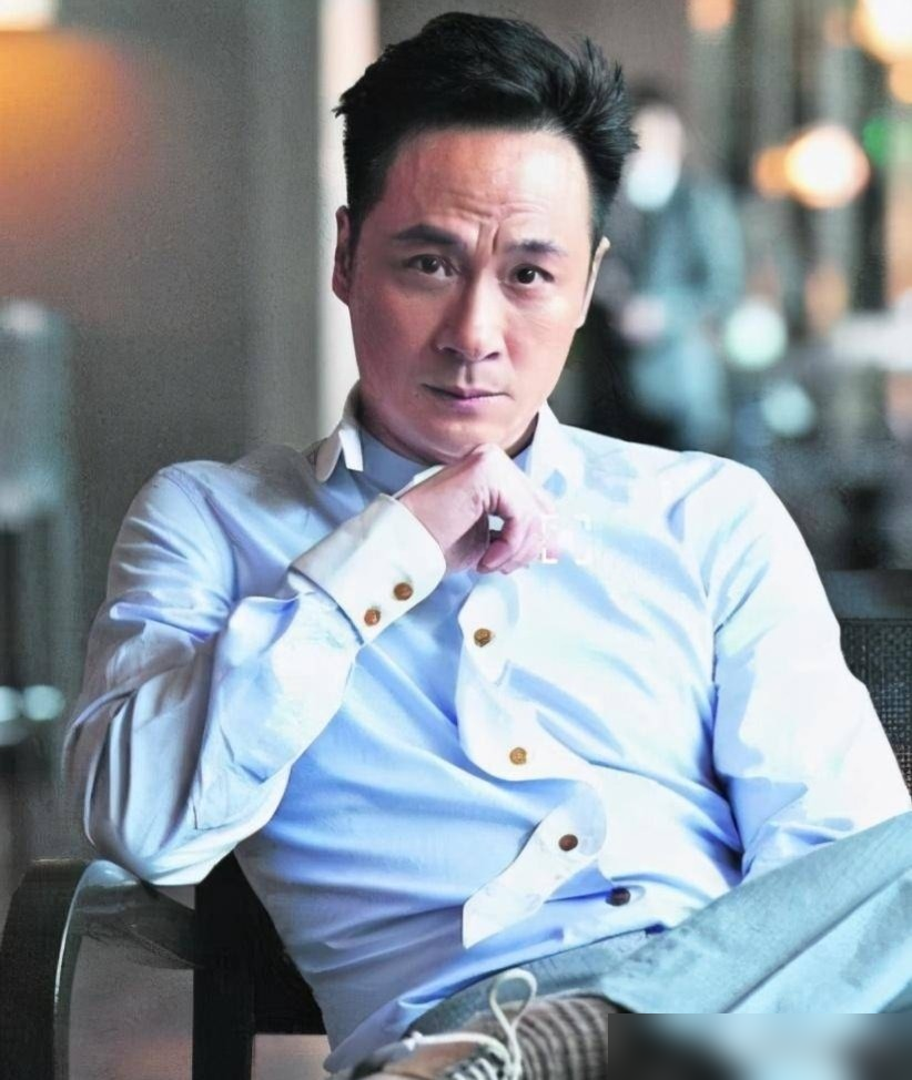吴镇宇被骂拍烂片，他回了句：我演过烂片，没演过烂角色。《战国》《破战》《困兽》，豆瓣分一个比一个难看