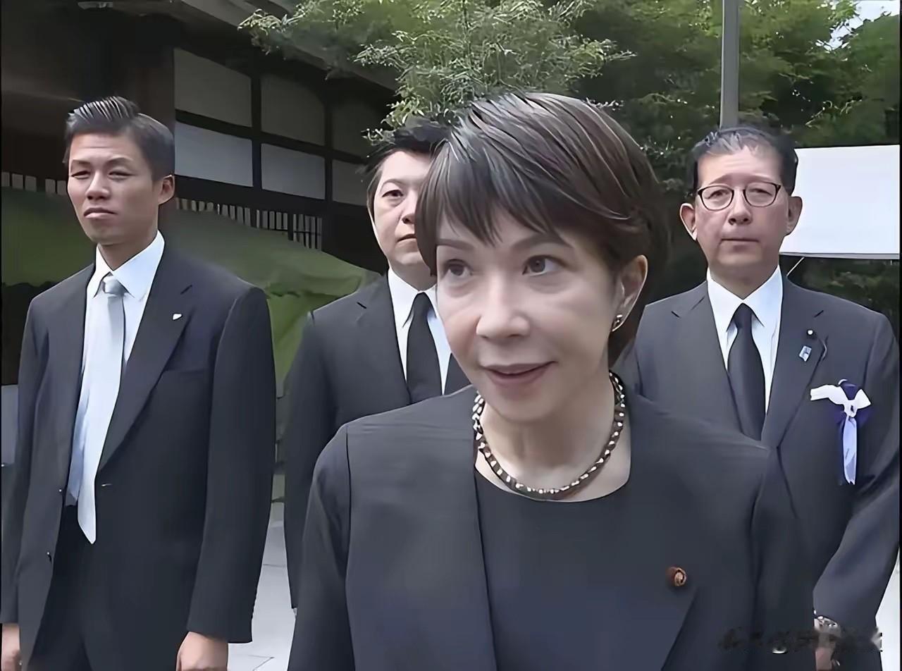日本网友纷纷感谢中方，高市早苗气的脸色铁青，拒绝承认实力差距！为啥日本网友要
