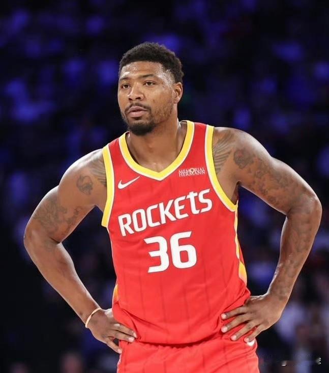 对飙欧文不落下风，湖人队后悔了吗？今天晚上NBA季前赛火箭队对阵独行侠队的二