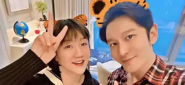 如果我是陈梦，今晚觉都不睡了，连夜飞去黄晓明那里，马上要做的第一件事就是