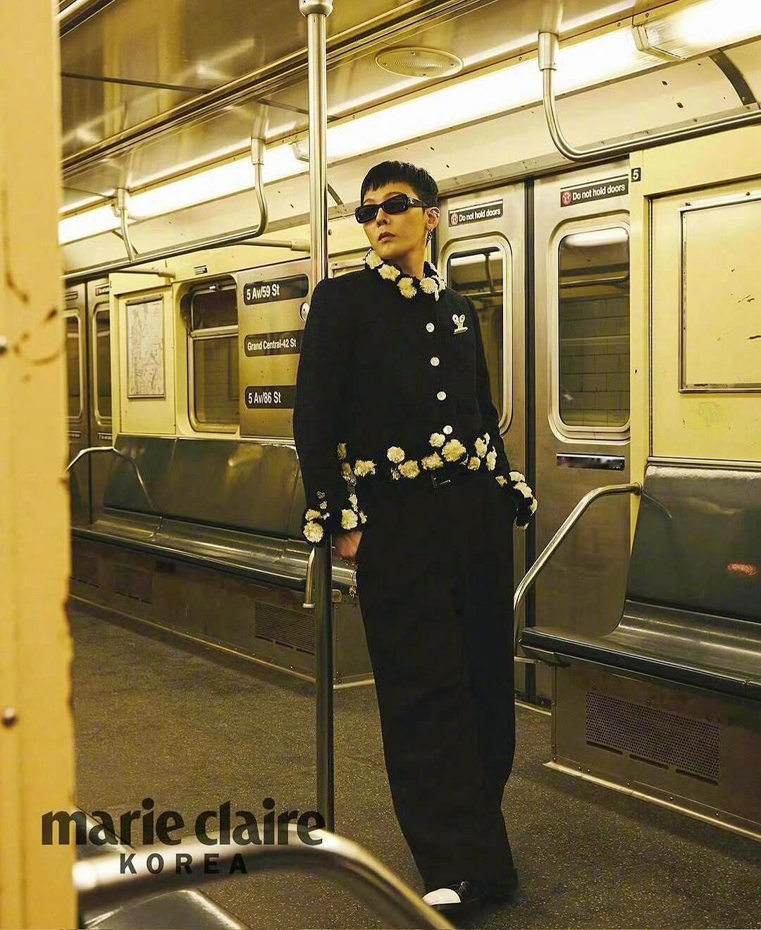 权志龙xCHANEL权志龙出席CHANEL2026高级手工坊系列发布会。