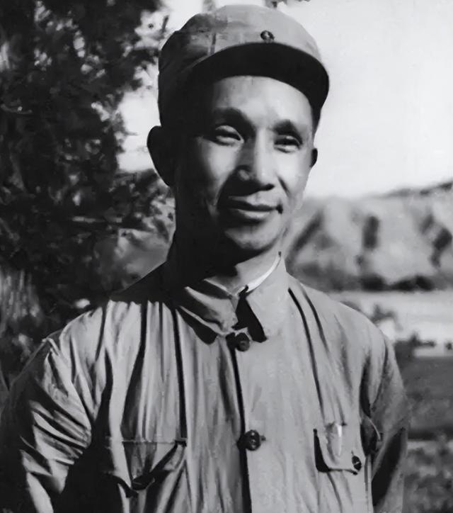 1995年7月，中央军委副主席、开国中将张震收到一份讣告，开国上将陈士榘因病逝世