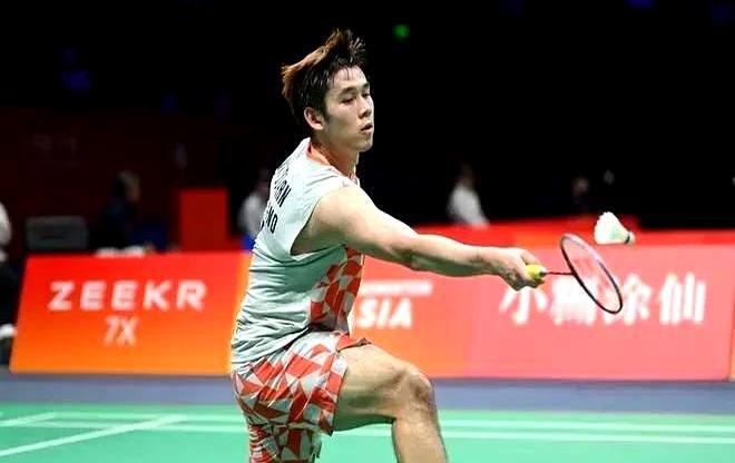 20-17领先，手握三个赛点，这球怎么输？！乔纳坦真就输了……2