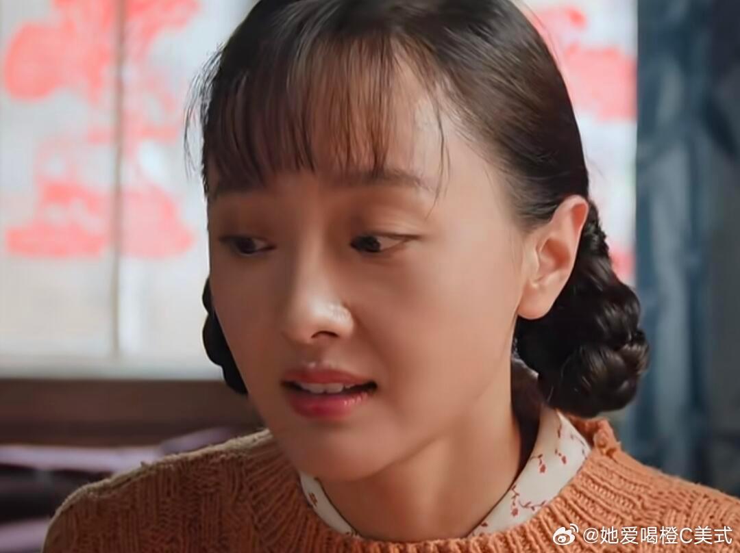 在《纯真年代的爱情》里，林梅选择费霆这一情节引发诸多讨论，不少人觉得她嫁亏了。毕