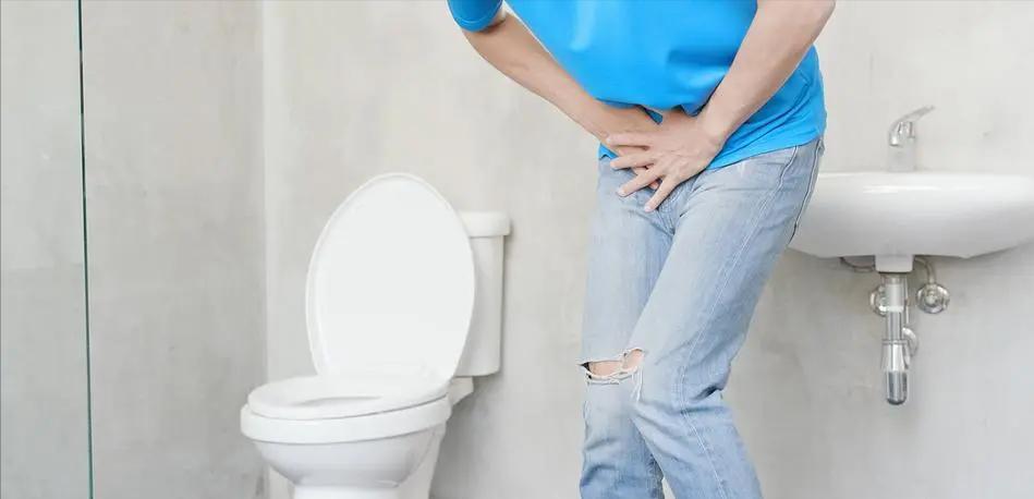 人活多久，看小便就知道？提醒：排尿时出现4种异常，应尽早检查李大爷最近总感觉