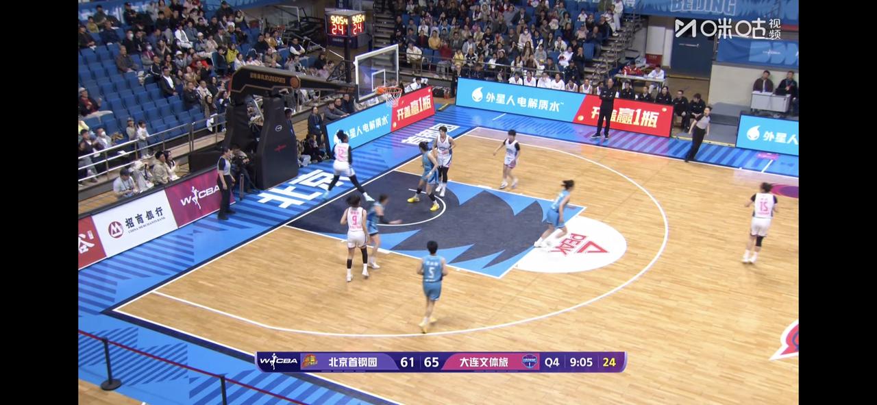 北京女篮可以启动再次换帅之旅了！80:83因为刚刚在主场两连败，加上第一场客