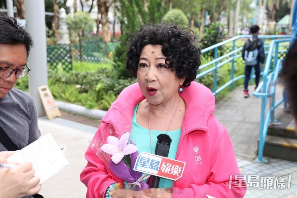 星岛：薛家燕心疼八十一岁李家鼎落泪消瘦不信鼎爷遭李泳豪经济封锁劝李泳汉自力更生
