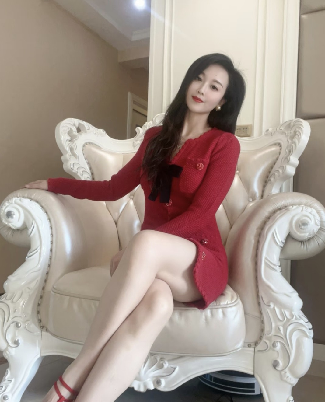 42的老阿姨应该没人追了吧