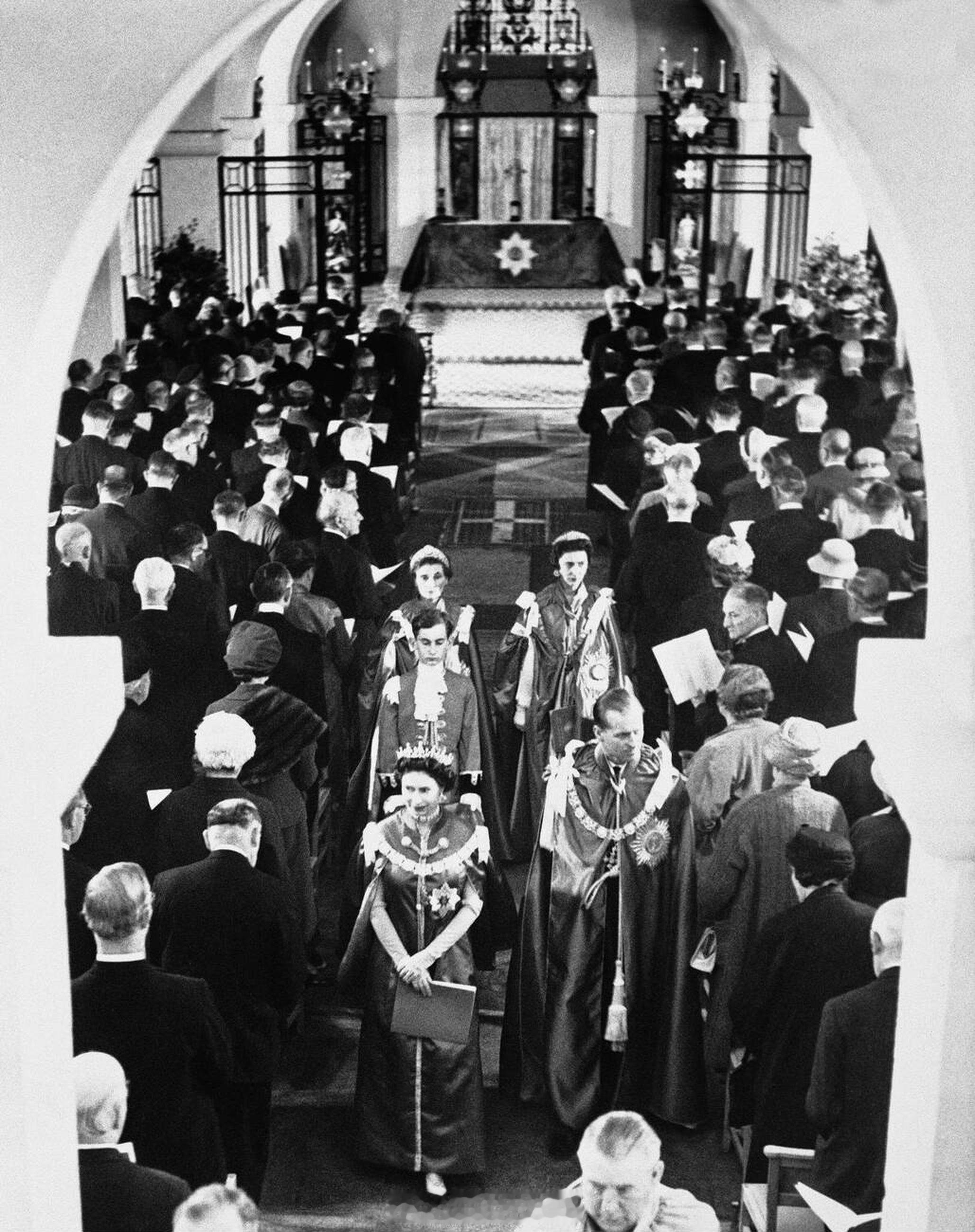 英国王室今天是格洛斯特公爵夫人爱丽丝王妃逝世2️⃣1️⃣周年🕊️2